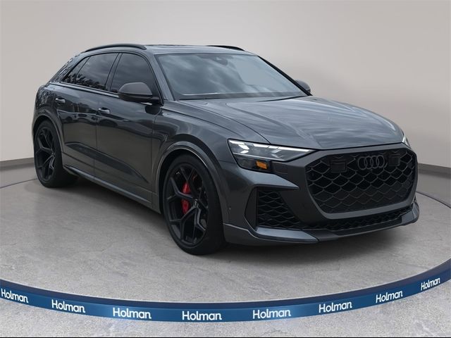 2025 Audi RS Q8 performance