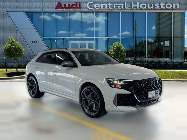 2025 Audi RS Q8 performance