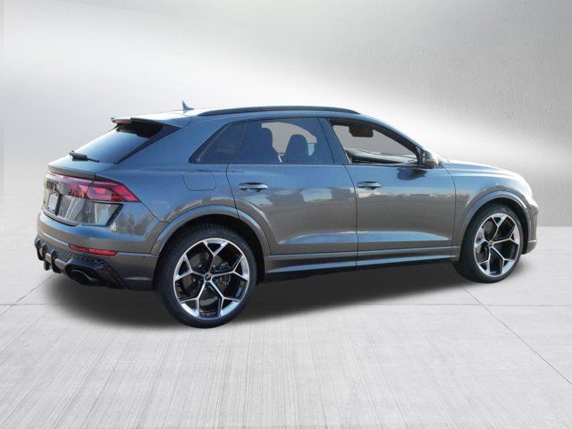 2025 Audi RS Q8 performance