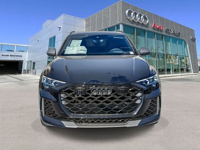 2025 Audi RS Q8 performance