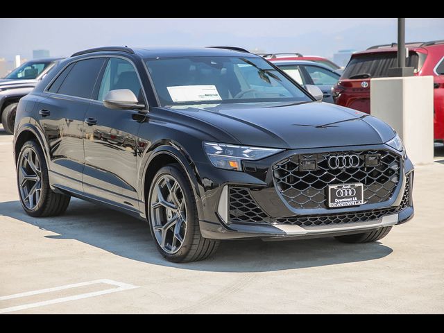 2025 Audi RS Q8 performance