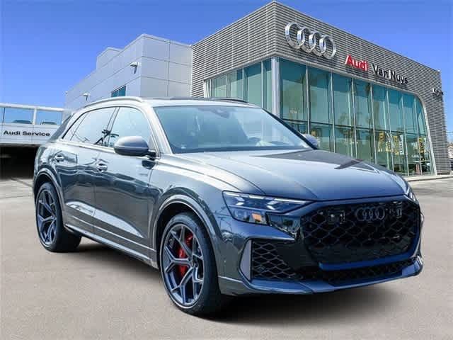 2025 Audi RS Q8 performance