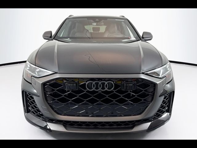 2025 Audi RS Q8 performance