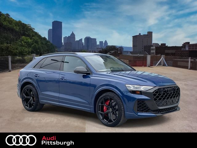 2025 Audi RS Q8 performance