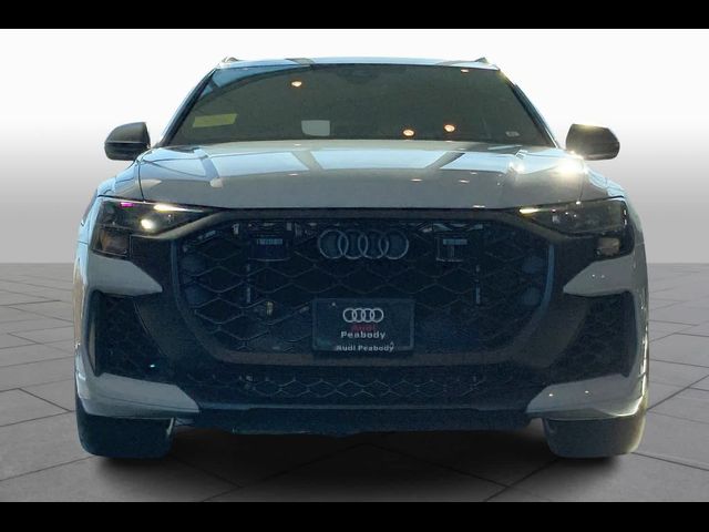 2025 Audi RS Q8 performance