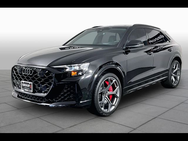 2025 Audi RS Q8 performance