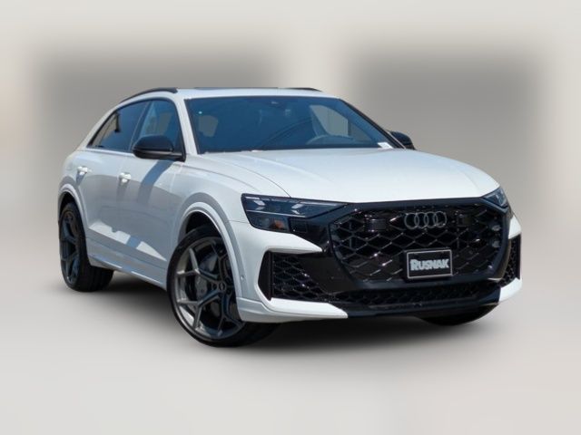 2025 Audi RS Q8 performance