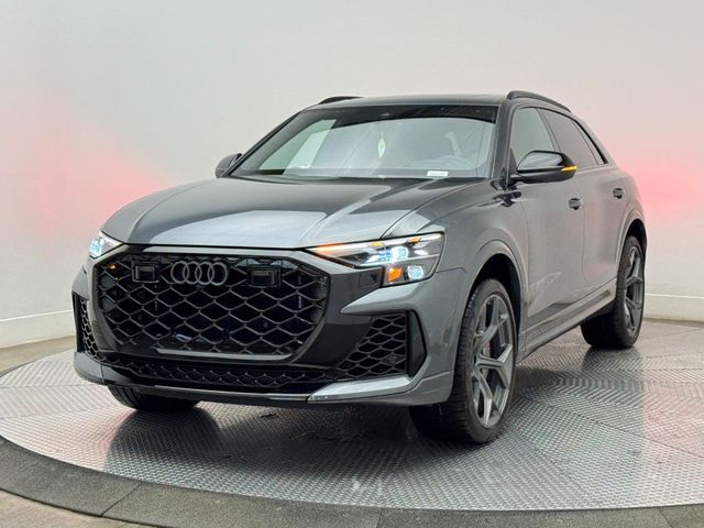 2025 Audi RS Q8 performance