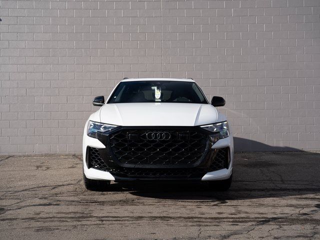 2025 Audi RS Q8 performance