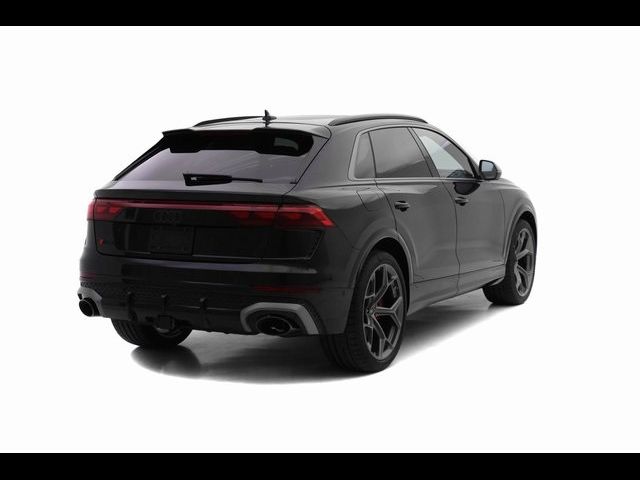 2025 Audi RS Q8 performance