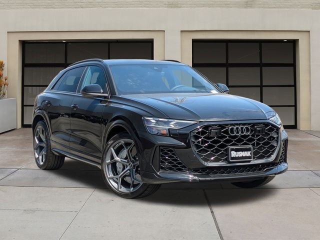 2025 Audi RS Q8 performance
