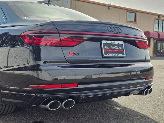 2025 Audi S8 Base