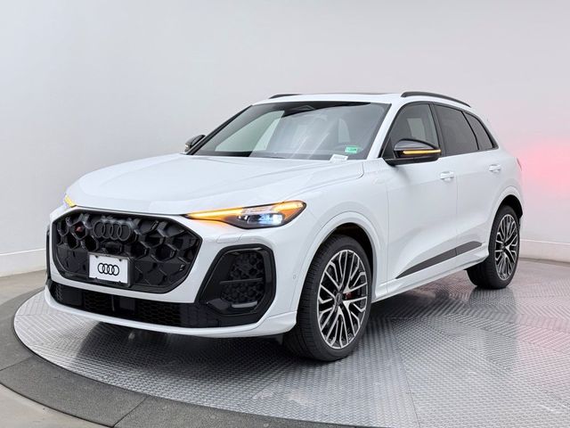 2025 Audi SQ5 Premium Plus