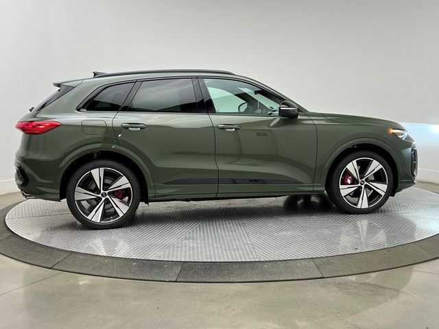 2025 Audi SQ5 Premium Plus