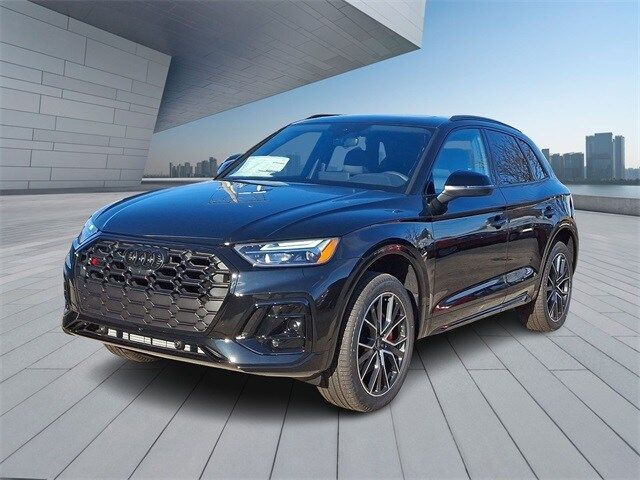 2025 Audi SQ5 Premium Plus