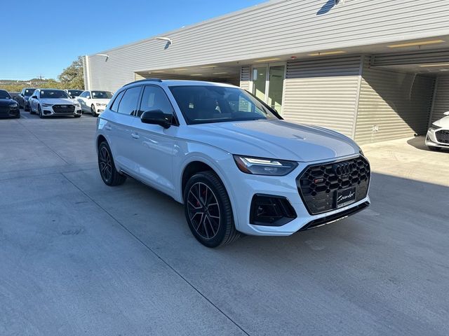 2025 Audi SQ5 Premium Plus