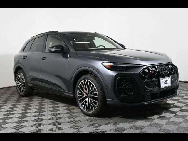 2025 Audi SQ5 Prestige