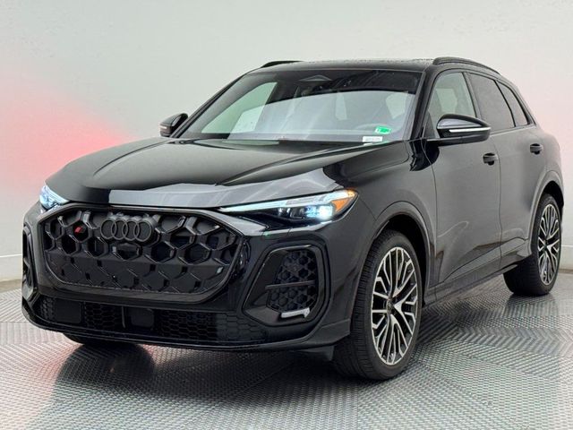 2025 Audi SQ5 Premium Plus
