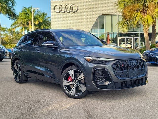 2025 Audi SQ5 Premium Plus