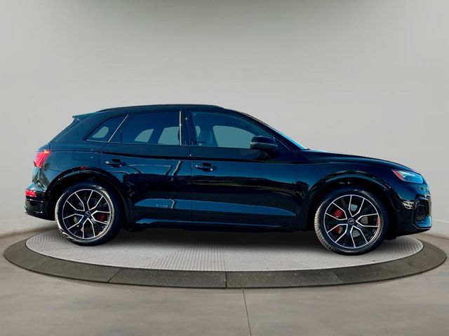 2025 Audi SQ5 Premium Plus