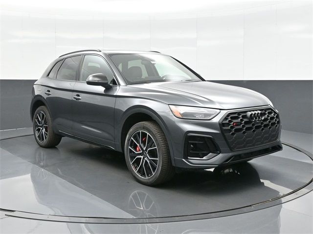 2025 Audi SQ5 Premium Plus