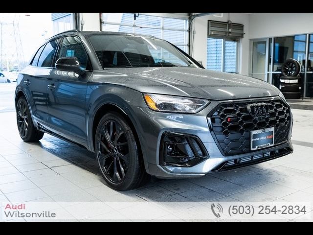 2025 Audi SQ5 Premium Plus