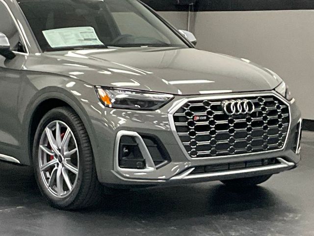 2025 Audi SQ5 Prestige