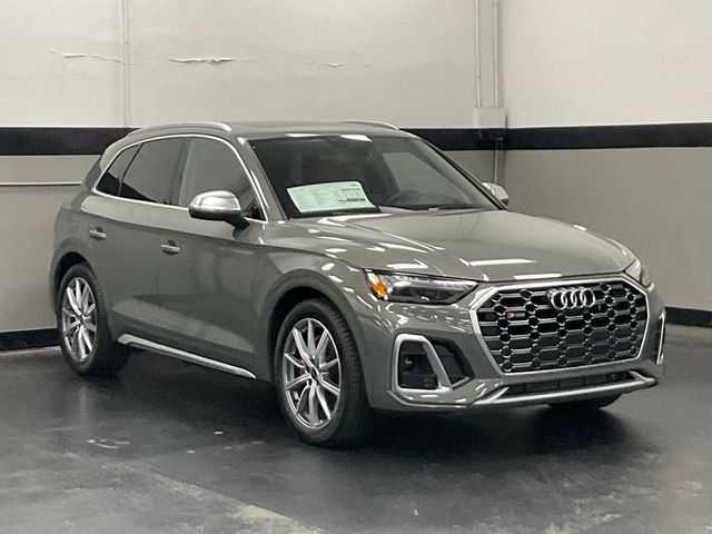 2025 Audi SQ5 Prestige