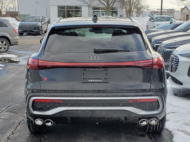 2025 Audi SQ5 Premium Plus