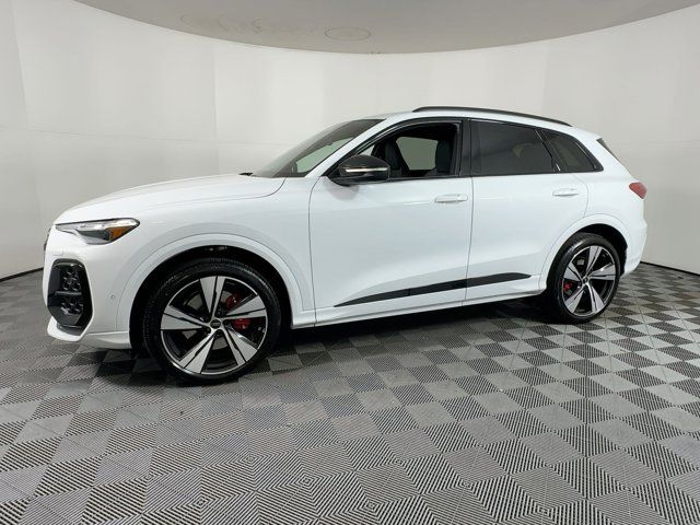 2025 Audi SQ5 Premium Plus