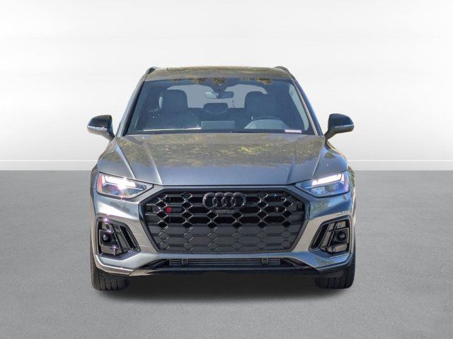 2025 Audi SQ5 Premium Plus