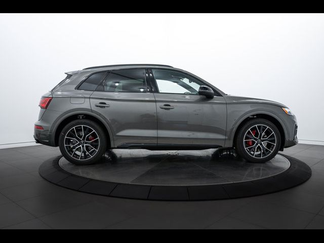 2025 Audi SQ5 Premium Plus