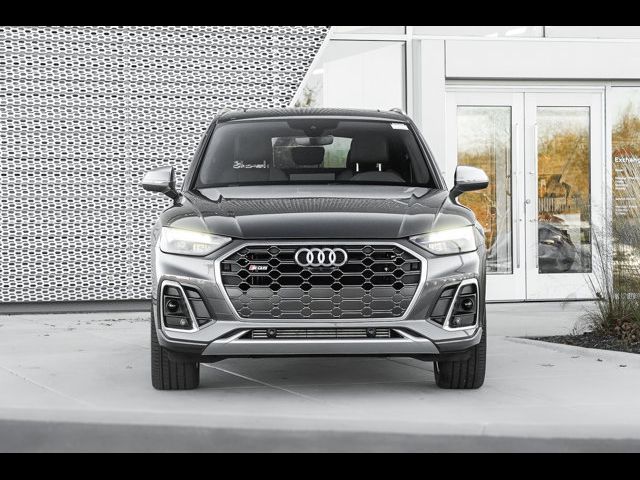 2025 Audi SQ5 Premium Plus