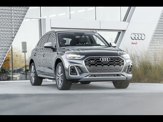 2025 Audi SQ5 Premium Plus