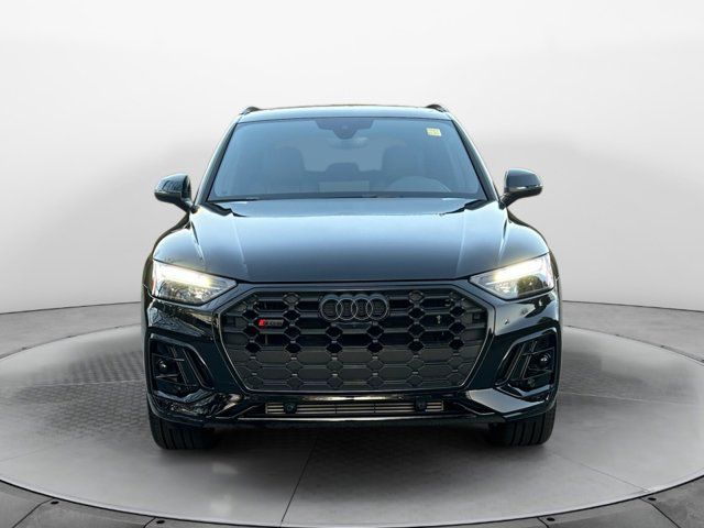 2025 Audi SQ5 Premium Plus