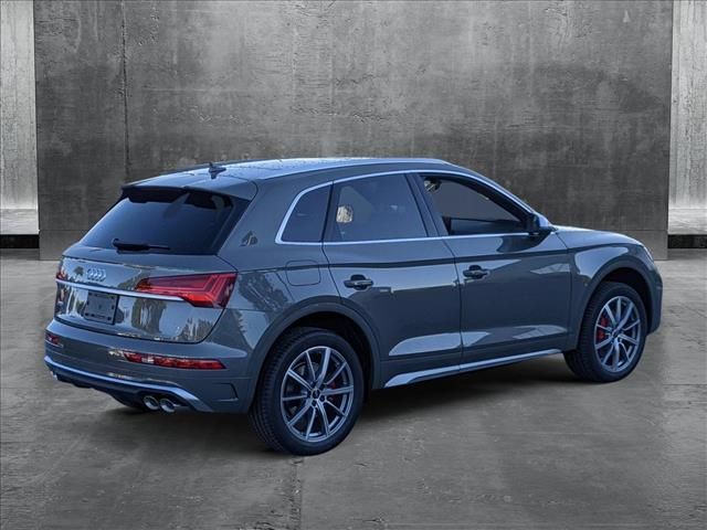 2025 Audi SQ5 Premium Plus