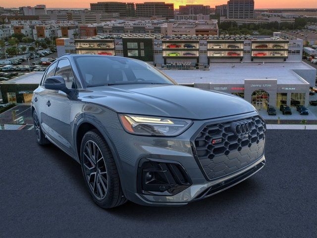 2025 Audi SQ5 Premium Plus