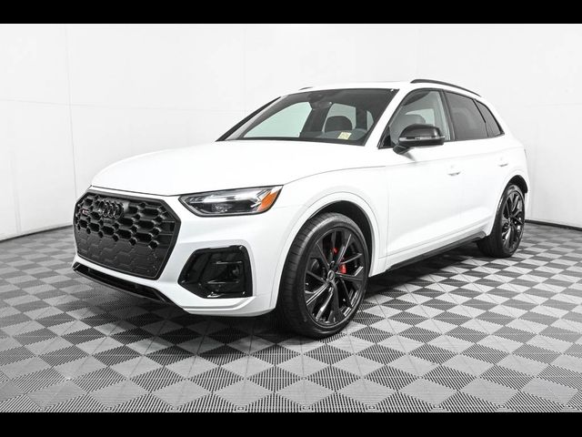 2025 Audi SQ5 Premium Plus