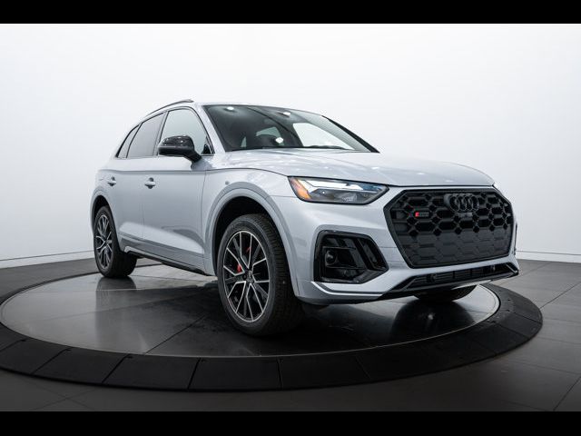 2025 Audi SQ5 Premium Plus