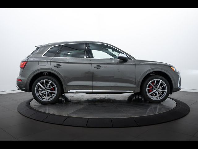 2025 Audi SQ5 Premium Plus