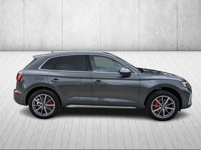 2025 Audi SQ5 Premium Plus