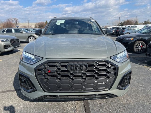 2025 Audi SQ5 Premium Plus