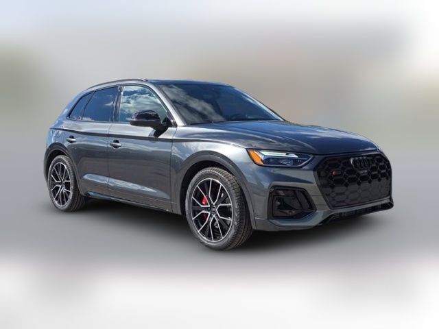 2025 Audi SQ5 Premium Plus