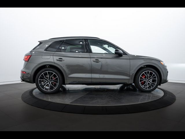 2025 Audi SQ5 Premium Plus