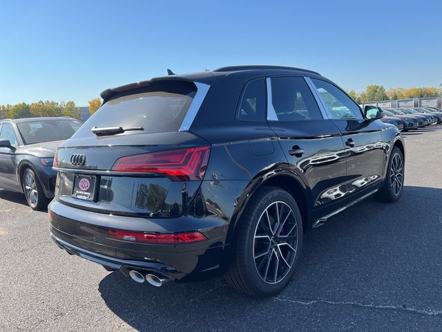 2025 Audi SQ5 Premium Plus