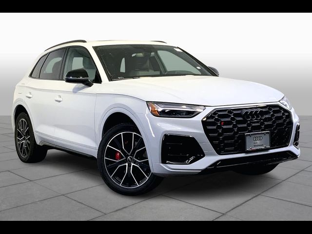 2025 Audi SQ5 Premium Plus