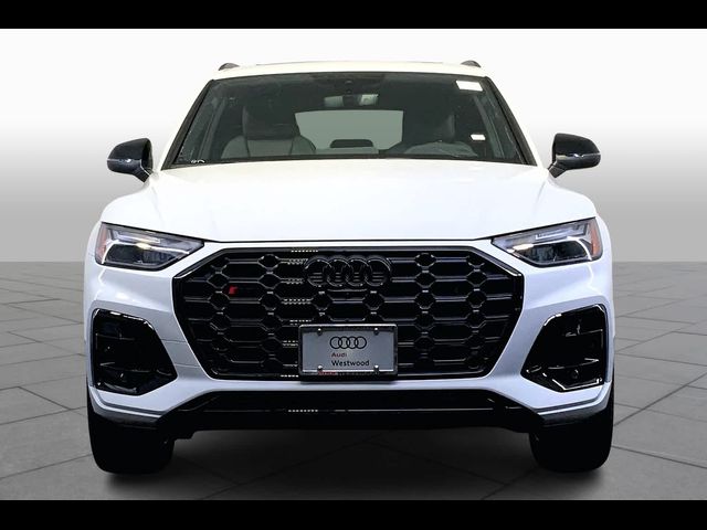 2025 Audi SQ5 Premium Plus