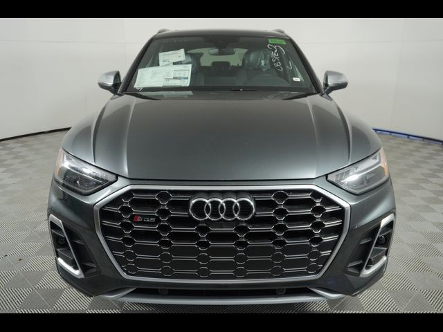 2025 Audi SQ5 Premium Plus