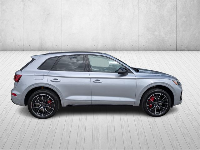 2025 Audi SQ5 Premium Plus