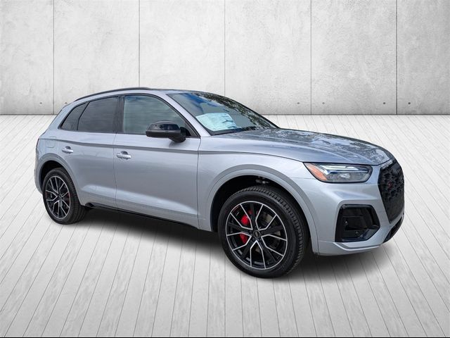 2025 Audi SQ5 Premium Plus